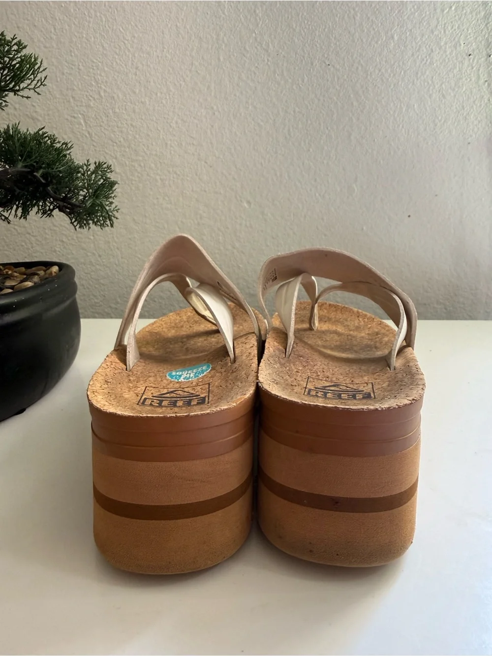 Reef vista higher Lennox size 8 Two-Tone Platform Slide Sandal in Cream and Tan